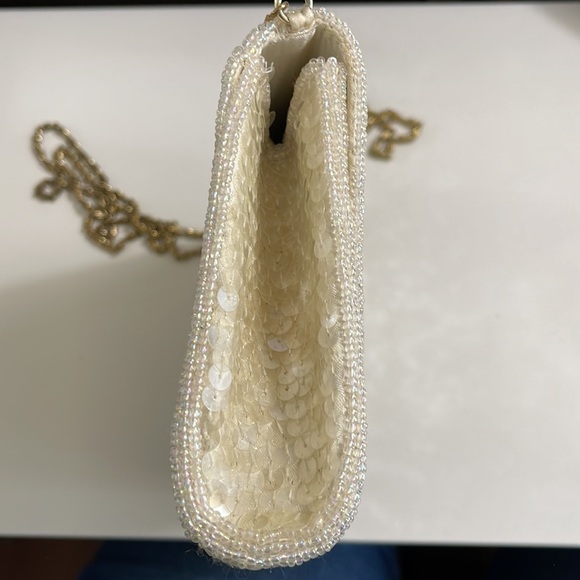 La Regale Purse - Picture 7 of 16